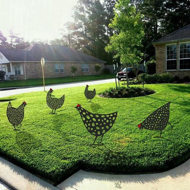 Poule Décorative de Jardin à Planter - Embellissez Votre Jardin avec Style !