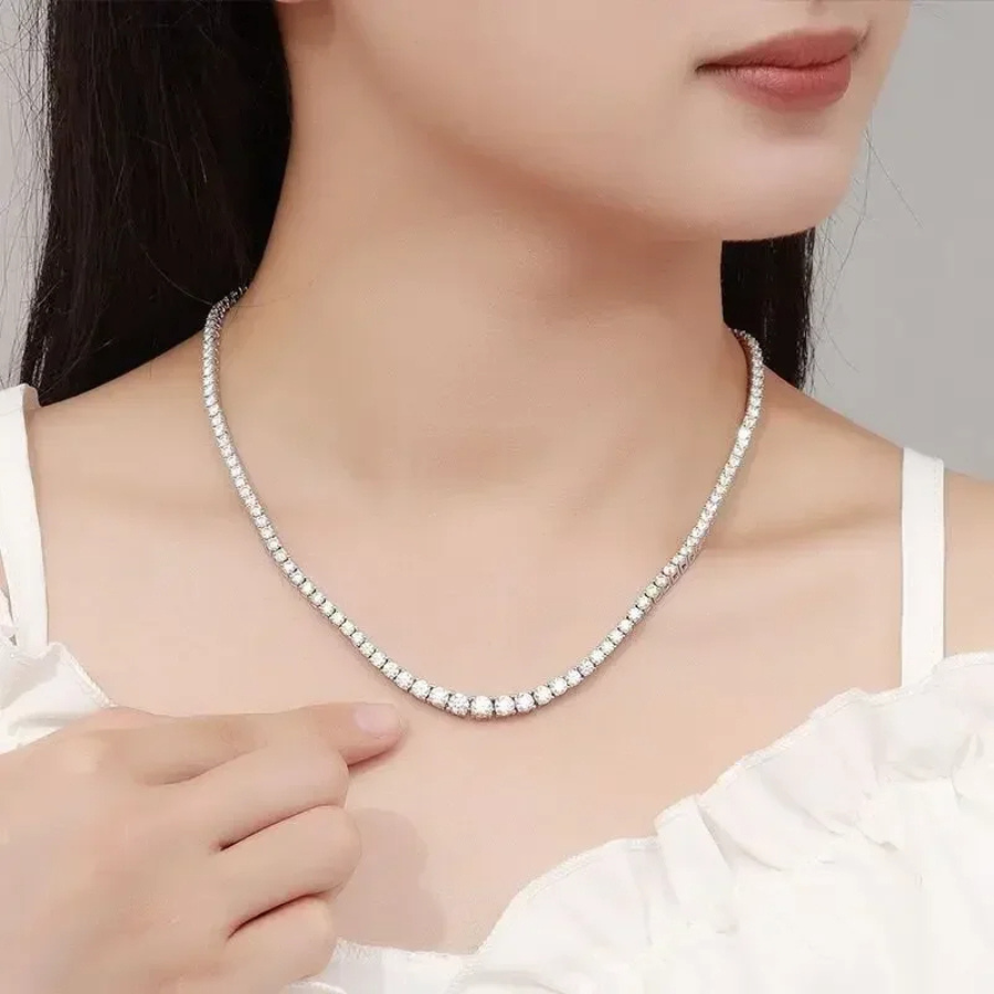 Collier Incrusté de Zirconium