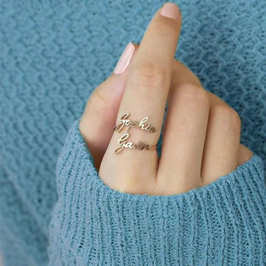 Bague avec le nom du couple - Mettez votre nom et celui de la personne que vous aimez