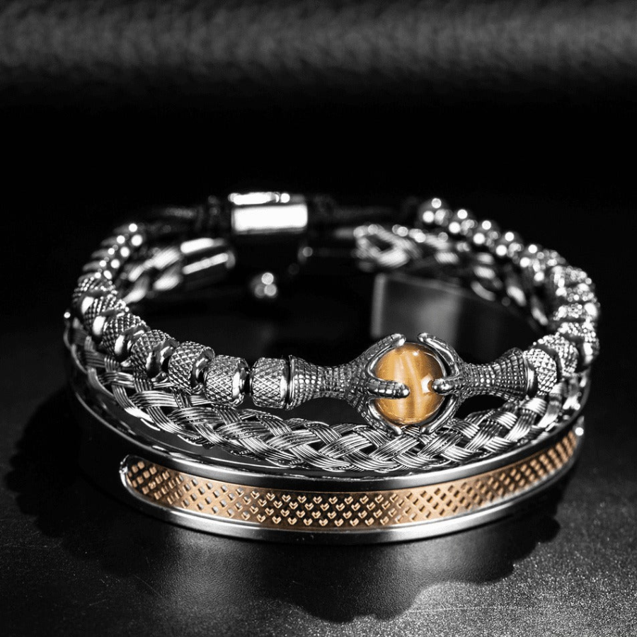 Kit de bracelets masculins; Bracelets pour hommes luxueux; Bijoux élégants pour hommes; Ensemble de bracelets tendance; Style raffiné pour hommes; Bracelets masculins en acier inoxydable; Accessoires de mode pour hommes; Cadeau parfait pour hommes; Bracelets en cuir et métal; Kit de bijoux pour hommes; Accessoires masculins sophistiqués; Mode masculine avec bracelets; Bracelets pour un look chic et moderne; Ensemble de bracelets en or et argent;