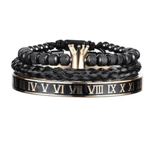 Kit de 3 bracelets masculins; Bracelets The King; Bijoux en acier inoxydable; Bracelets plaqués or et argent; Accessoires de mode pour hommes; Ensemble de bracelets tendance; Bijoux élégants pour hommes; Style masculin moderne; Bracelets de luxe pour lui; Cadeau parfait pour les hommes; Look raffiné avec The King; Mode masculine avec élégance; Kit de bracelets en acier; Bracelets sophistiqués pour toutes les occasions;