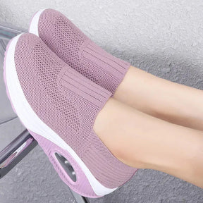 Chaussure de type chaussette Slip On SwiftMotion - Fabriquée en Mesh Fibre Ultra Douce avec Amorti AIRConfort | Enfilez Votre Chaussure Comme une Chaussette